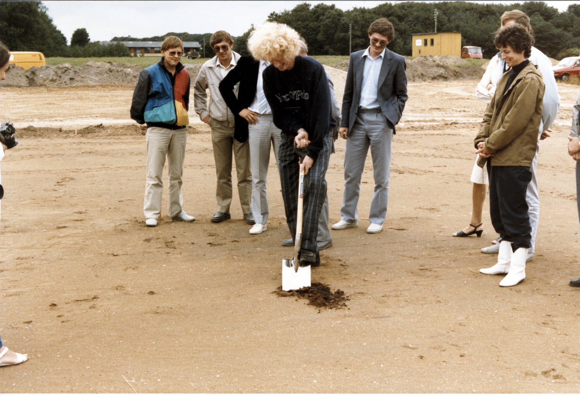 03. 1986 - Peter Lyngdorf taking the first sod
